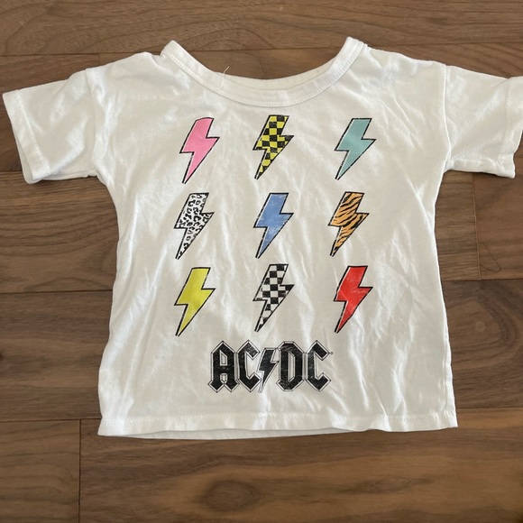 EUC 5 Boys 3T T Shirts - Picture 7 of 10